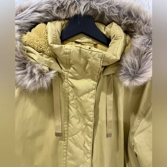 Universal Thread Mustard Water-Resistant Jacket - Picture 4 of 10